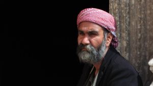 bilde som viser en mann som tenker