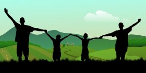 Illustrasjon av en famile som står på en ås og holder hender