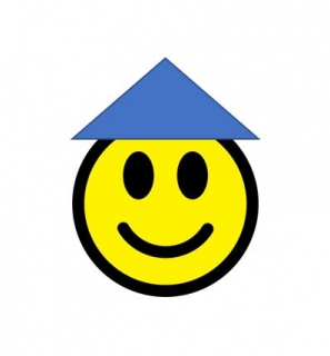 smilefjes med trekant hatt. pixabay og nafo